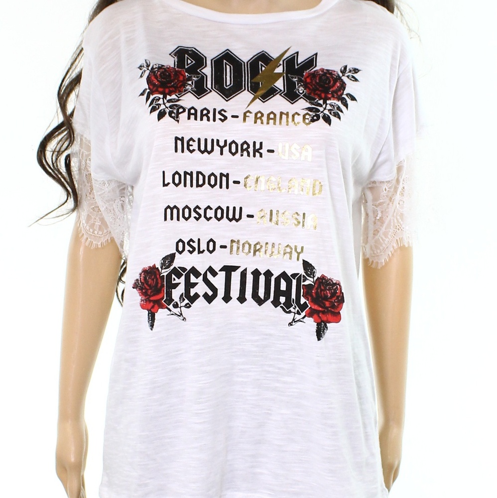 Lace Sleeve Graphic Print Tee